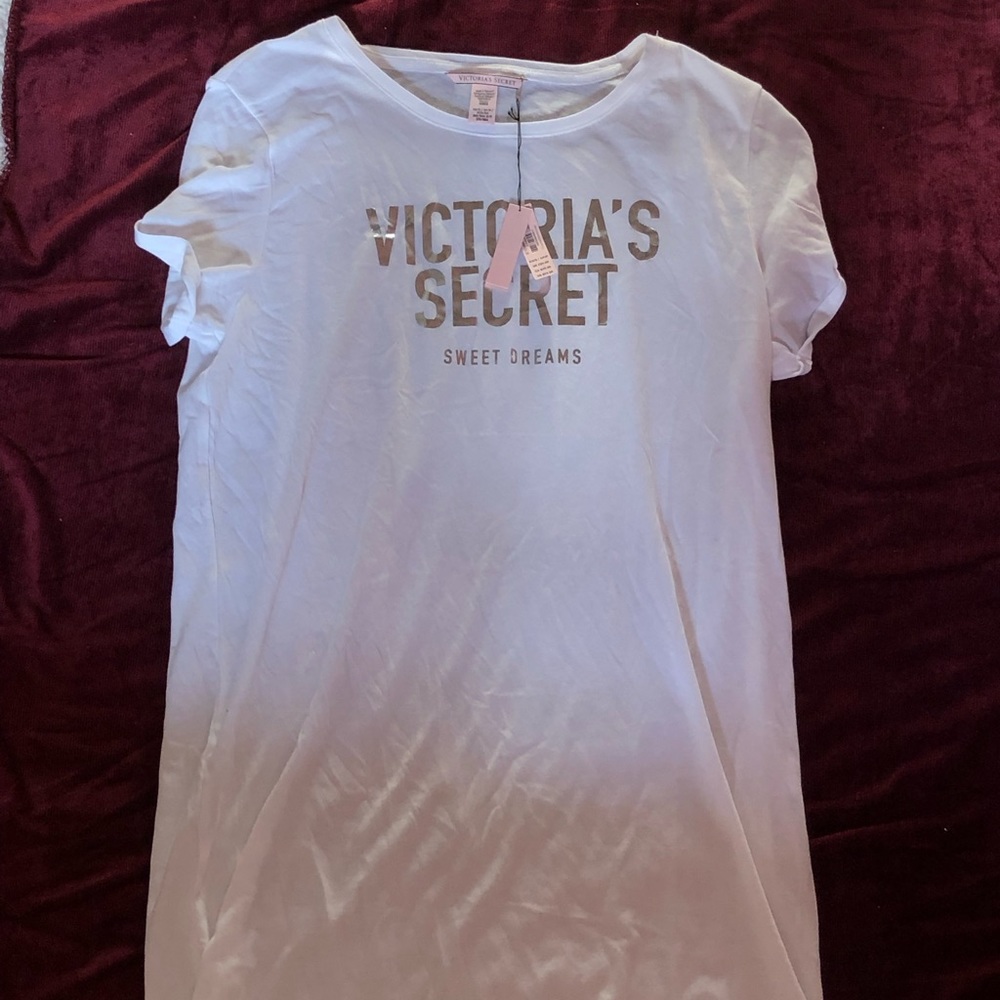 VS nightgown